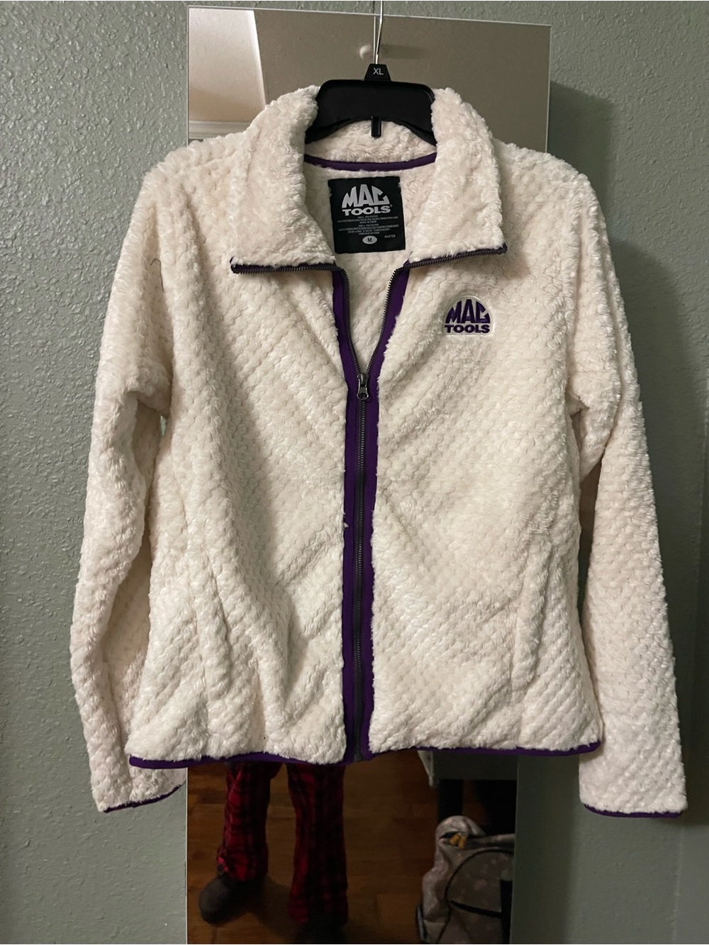 Mac Tools Women's Cream Sherpa Jacket with Purple Trim new with tag